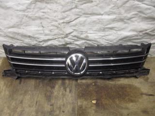 решетка радиатора Volkswagen Touran 2 2013, 2.0 л., TDi, CFH, дизель, МКПП, синий, минивэн, передний привод, 1T0853653L
