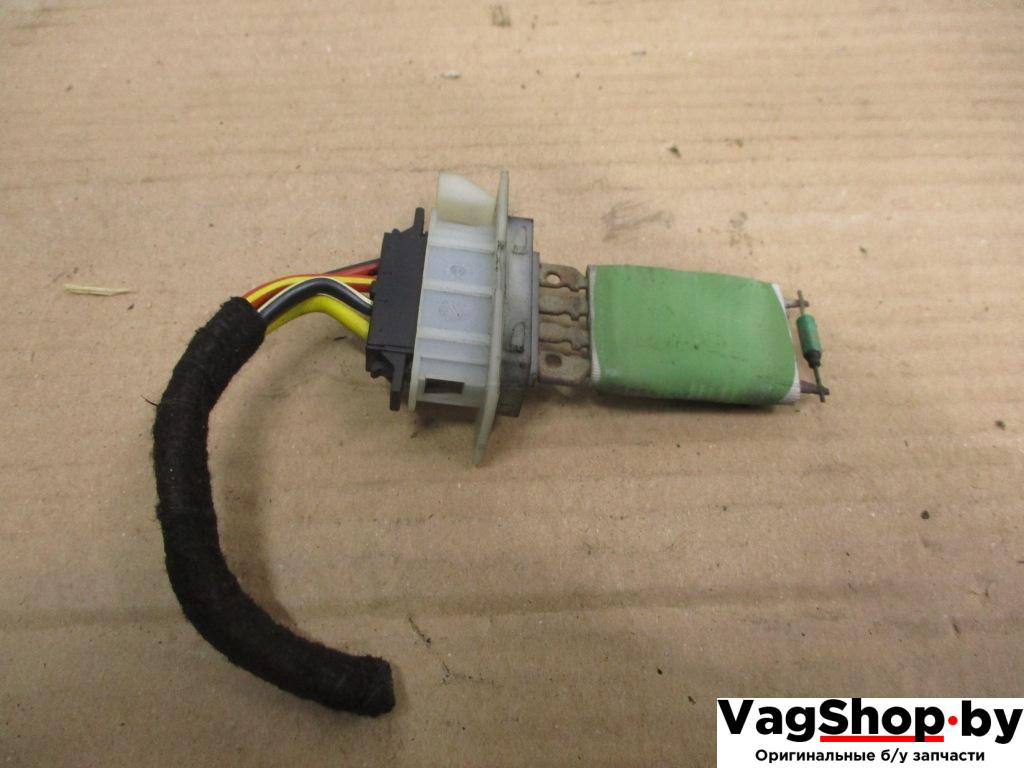 сопротивление печки Volkswagen Touran 2 2013, 2.0 л., TDi, CFH, дизель, МКПП, синий, минивэн, передний привод - фото №1