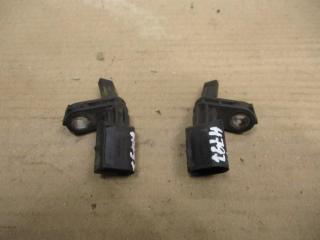 датчик ABS Volkswagen Touran 2 2013, 2.0 л., TDi, CFH, дизель, МКПП, синий, минивэн, передний привод, WHT003857, WHT003856