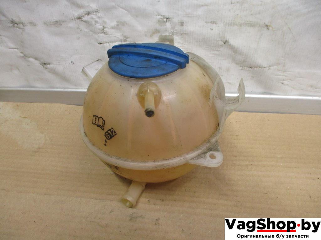 бачок расширительный Volkswagen Touran 2 2013, 2.0 л., TDi, CFH, дизель, МКПП, синий, минивэн, передний привод, 1K0121407A - фото №1