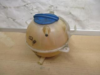 бачок расширительный Volkswagen Touran 2 2013, 2.0 л., TDi, CFH, дизель, МКПП, синий, минивэн, передний привод, 1K0121407A