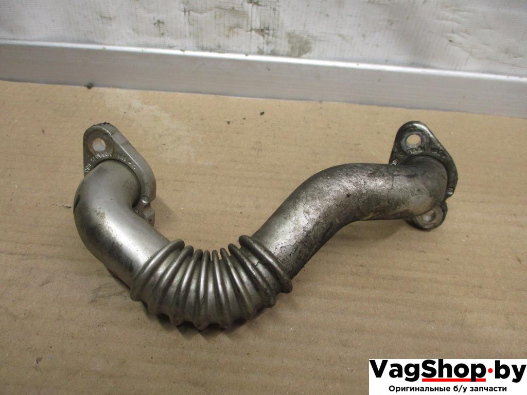 трубка системы рециркуляции EGR Volkswagen Touran 2 2013, 2.0 л., TDi, CFH, дизель, МКПП, синий, минивэн, передний привод, 03P131521A - фото №1