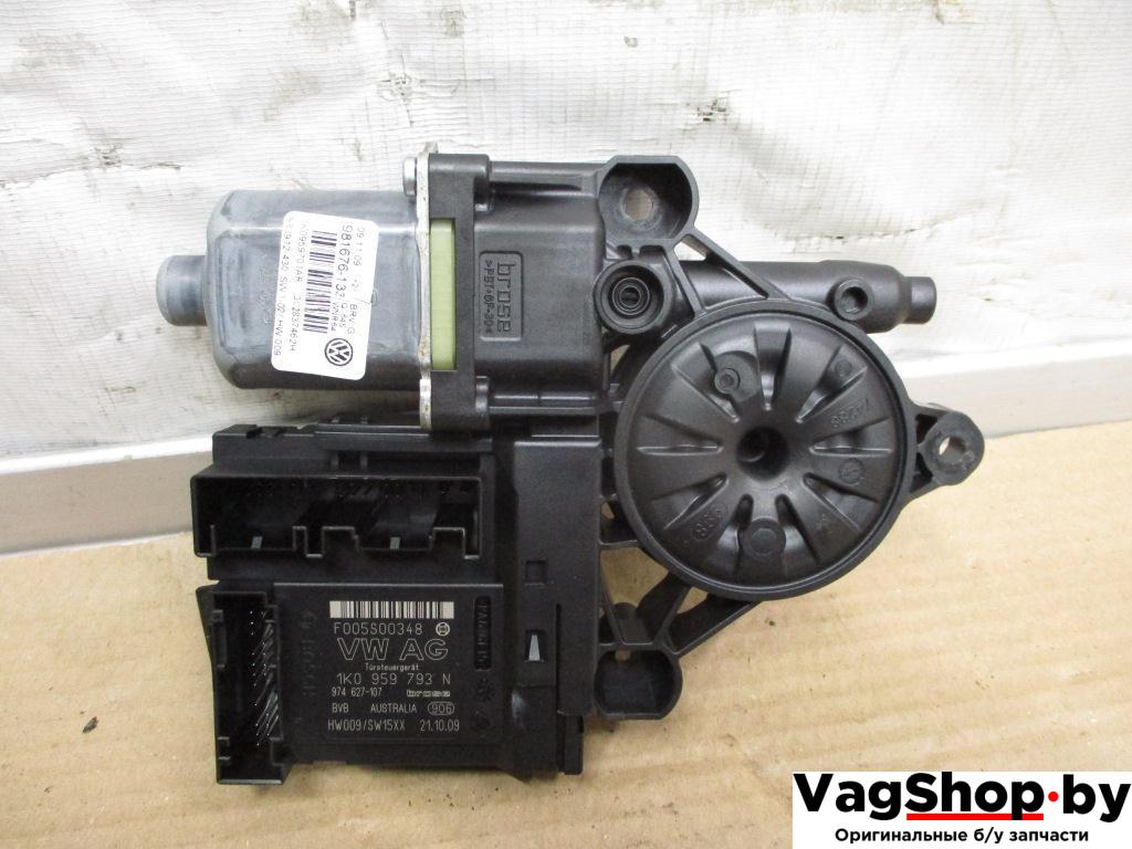 моторчик стеклоподъемника передний правый Volkswagen Passat B6 2009, 2.0 л., TDi, CBD, дизель, МКПП, серебро, седан, передний привод, 1K0959793N, 3C2837462H - фото №1
