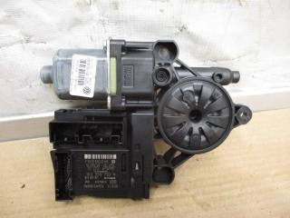 моторчик стеклоподъемника передний правый Volkswagen Passat B6 2009, 2.0 л., TDi, CBD, дизель, МКПП, серебро, седан, передний привод, 1K0959793N, 3C2837462H