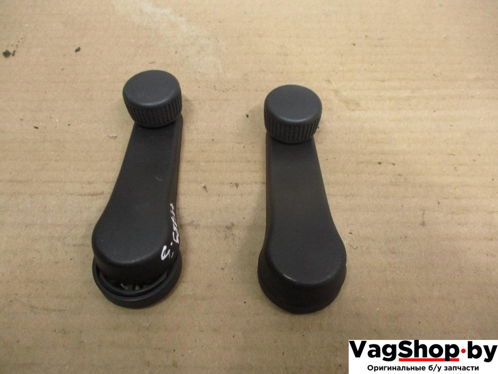 ручка стеклоподъемника Volkswagen Passat B6 2009, 2.0 л., TDi, CBD, дизель, МКПП, серебро, седан, передний привод, 6Q0837581A - фото №1