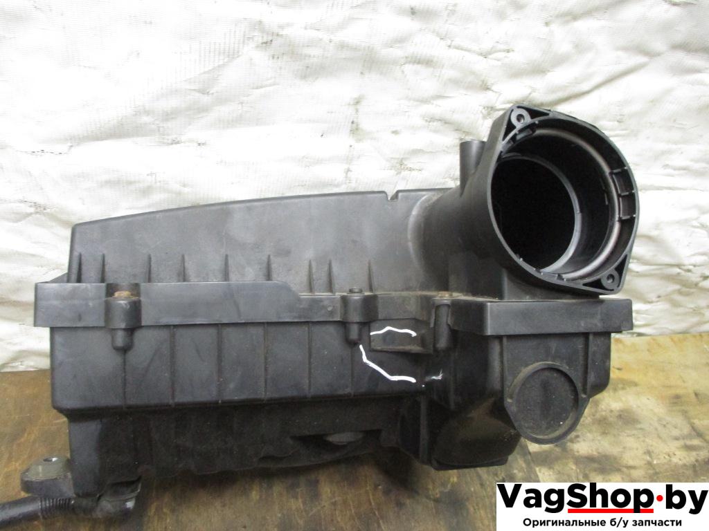 корпус воздушного фильтра Volkswagen Passat B6 2009, 2.0 л., TDi, CBD, дизель, МКПП, серебро, седан, передний привод, 3C0129601BR, 3C0129607BC - фото №1