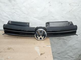 решетка радиатора Volkswagen Golf 6 поколение 2011, 2.0 л., TDi, CFF, дизель, МКПП, серебро, хетчбэк 5 дв., передний привод, 5K0853653F