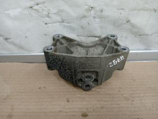 кронштейн (крепление) Volkswagen Touareg 1 поколение [рестайлинг] 2008, 3.0 л., TDi, BKS, дизель, АКПП, черный, внедорожник 5 дв., полный привод, 7L6399649D