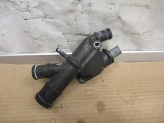 фланец (тройник) системы охлаждения Volkswagen Passat B6 2009, 2.0 л., TDi, CBD, дизель, МКПП, серебро, седан, передний привод, 03L121132Q