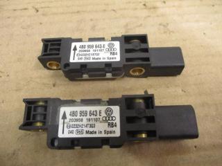 датчик удара Volkswagen Touareg 1 поколение [рестайлинг] 2008, 3.0 л., TDi, BKS, дизель, АКПП, черный, внедорожник 5 дв., полный привод, 4B0959643E