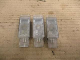 фонарь салона (плафон) Volkswagen Touareg 1 поколение [рестайлинг] 2008, 3.0 л., TDi, BKS, дизель, АКПП, черный, внедорожник 5 дв., полный привод, 6L0947565, 7L0947415