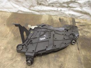 крепление фары левой Volkswagen Touareg 1 поколение [рестайлинг] 2008, 3.0 л., TDi, BKS, дизель, АКПП, серый, внедорожник 5 дв., полный привод, 164645