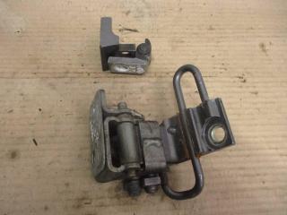 петля двери Volkswagen Touareg 1 поколение [рестайлинг] 2008, 3.0 л., TDi, BKS, дизель, АКПП, серый, внедорожник 5 дв., полный привод, 7L0833402B, 4L0833412A