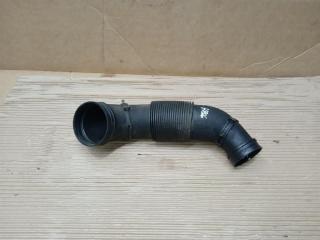 патрубок воздушного фильтра Volkswagen Touareg 1 поколение [рестайлинг] 2008, 3.0 л., TDi, BKS, дизель, АКПП, серый, внедорожник 5 дв., полный привод, 7L6129627F