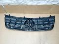 решетка радиатора Volkswagen Touareg 1 поколение 2006, 2.5 л., TDi, BAC, дизель, АКПП, синий, внедорожник 5 дв., полный привод - фото №2