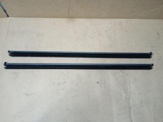 уплотнитель Volkswagen Golf 6 поколение 2011, 2.0 л., TDi, CFF, дизель, МКПП, серебро, хетчбэк 5 дв., передний привод, 5K4837479B, 5K4837480B