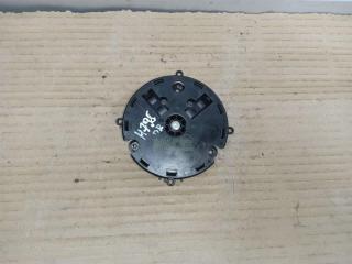 электромоторчик зеркала наружнего Volkswagen Golf 6 поколение 2011, 2.0 л., TDi, CFF, дизель, МКПП, серебро, хетчбэк 5 дв., передний привод, 3D0959578B