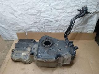 бак топливный Audi Q5 8R 2011, 2.0 л., TDi, CJC, дизель, МКПП, серебро, внедорожник 5 дв., полный привод, 8R0201021