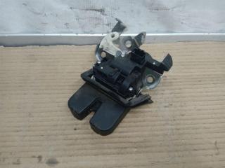 замок багажника Audi Q5 8R 2011, 2.0 л., TDi, CJC, дизель, МКПП, серебро, внедорожник 5 дв., полный привод, 8R0827505