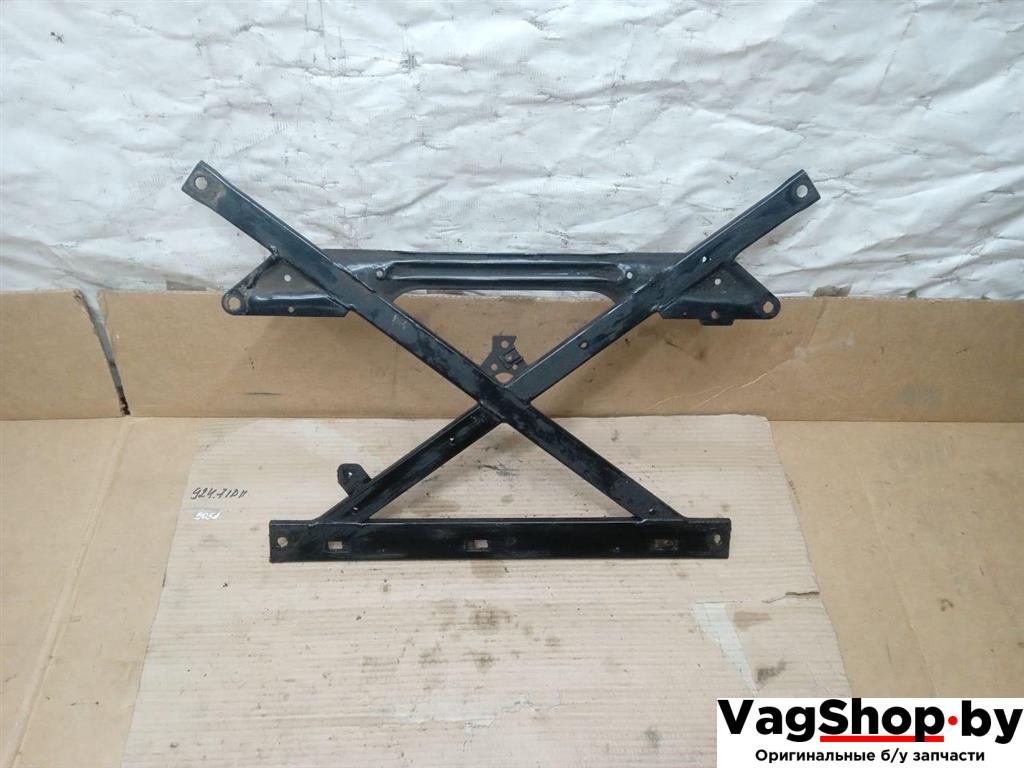 балка подвески передняя (подрамник) Audi A5 8T 2007, 3.0 л., TDi, CAP, дизель, МКПП, белый, купе, полный привод, 8T1399345F - фото №1