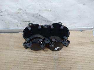 подстаканник Audi Q5 8R 2011, 2.0 л., TDi, CJC, дизель, МКПП, серебро, внедорожник 5 дв., полный привод, 8R0862533