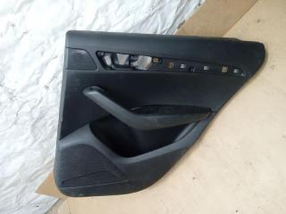 обшивка двери задняя правая Audi Q5 8R 2011, 2.0 л., TDi, CJC, дизель, МКПП, серебро, внедорожник 5 дв., полный привод