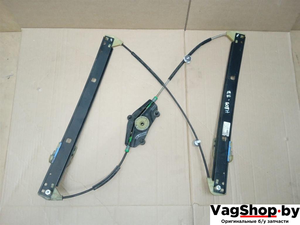стеклоподъемник электрический передний правый Audi Q5 8R 2011, 2.0 л., TDi, CJC, дизель, МКПП, серебро, внедорожник 5 дв., полный привод, 8R0837462G - фото №1