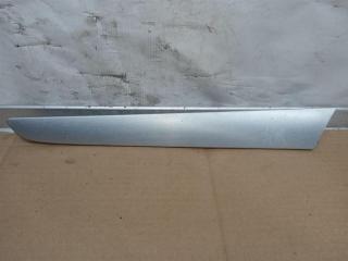 молдинг двери передней правой Audi Q5 8R 2011, 2.0 л., TDi, CJC, дизель, МКПП, серебро, внедорожник 5 дв., полный привод, 8R0867410