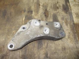 кронштейн КПП Volkswagen Caddy 3 поколение [рестайлинг] 2011, 2.0 л., TDi, дизель, МКПП, минивэн, 1K0199117AC