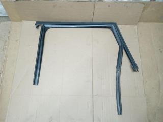 направляющая стекла Audi Q5 8R 2011, 2.0 л., TDi, CJC, дизель, МКПП, серебро, внедорожник 5 дв., полный привод, 8R0839439F, 8R0839440F