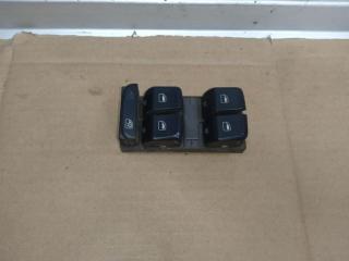 кнопка стеклоподъемника переднего левого Audi Q5 8R 2011, 2.0 л., TDi, CJC, дизель, МКПП, серебро, внедорожник 5 дв., полный привод, 8K0959851D