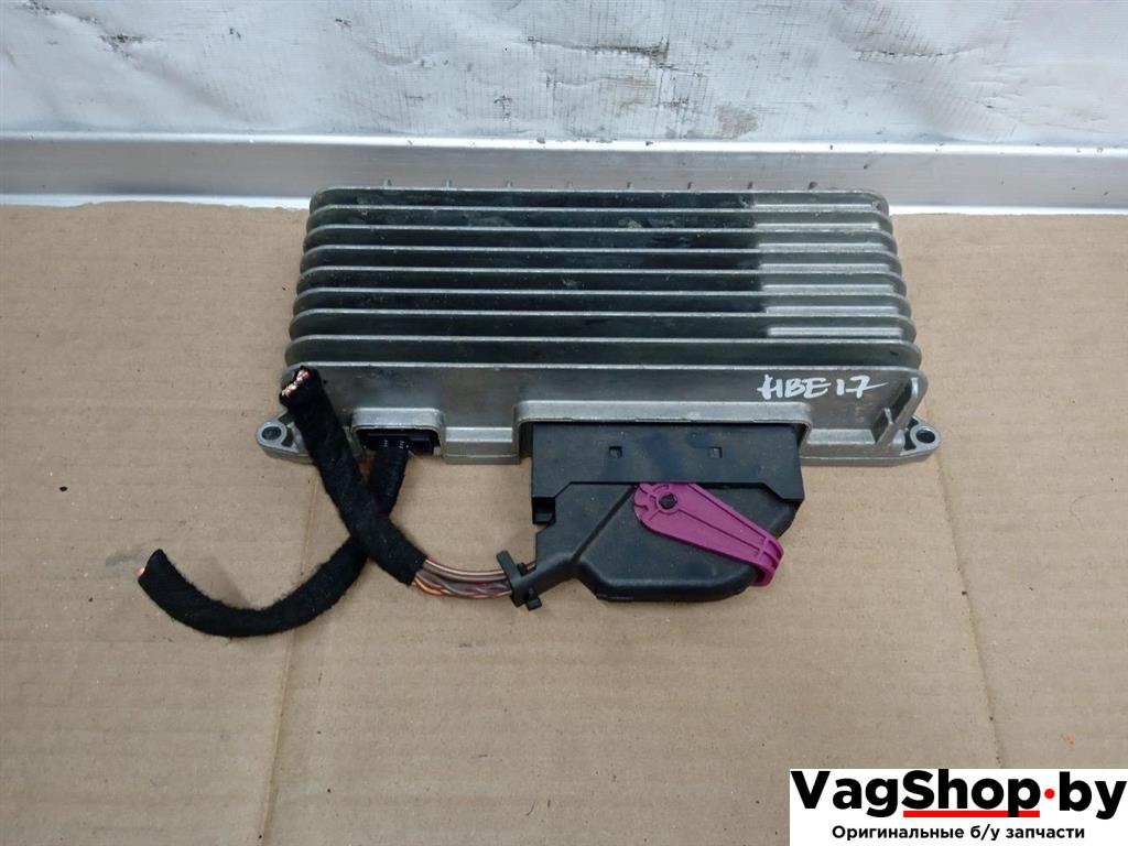 усилитель музыкальный Audi A5 8T 2007, 3.0 л., TDi, CAP, дизель, МКПП, белый, купе, полный привод, 8T0035223Q, 8T0035223E - фото №1