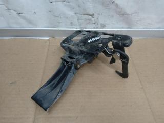 захватный крюк капота Audi A5 8T 2007, 3.0 л., TDi, CAP, дизель, МКПП, белый, купе, полный привод, 8T0823480
