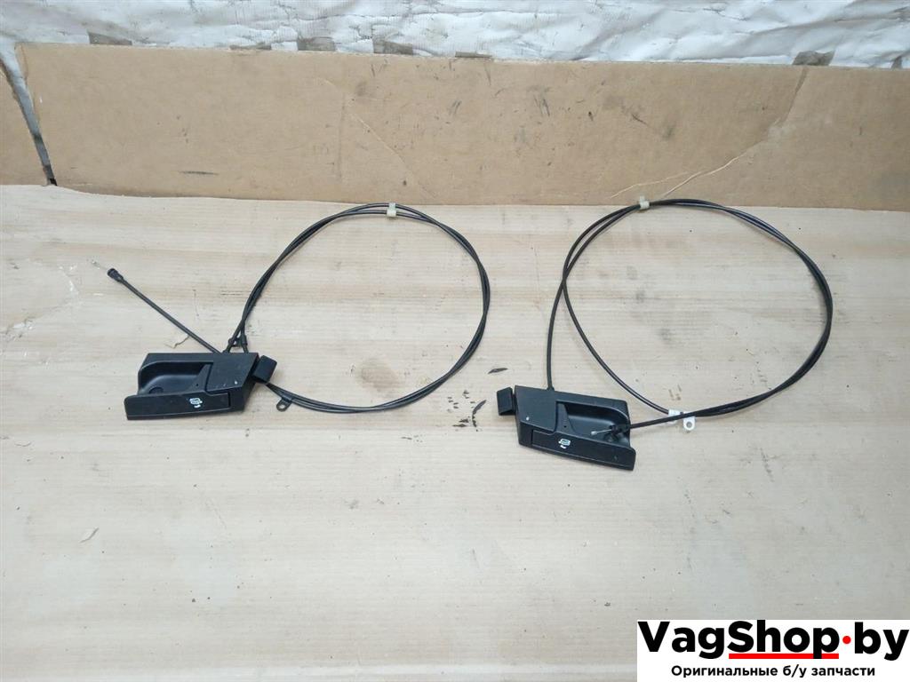 Ручка регулировки спинки сиденья Audi A5 8T 2007, 3.0 л., TDi, CAP, дизель, МКПП, белый, купе, полный привод, 8T0885675, 8T0885676 - фото №1