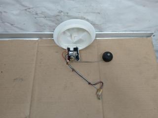 датчик уровня топлива Audi A5 8T 2007, 3.0 л., TDi, CAP, дизель, МКПП, белый, купе, полный привод, 8K0201317