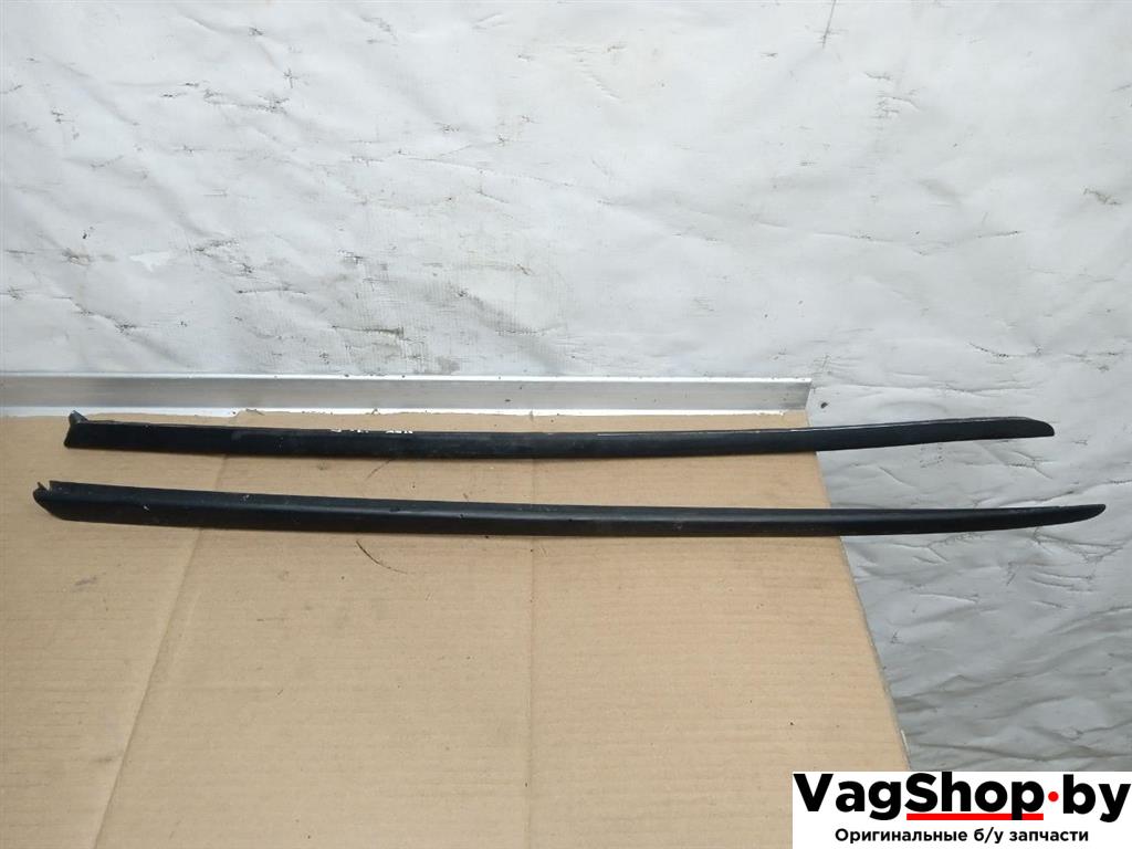 молдинг лобового стекла Audi A5 8T 2007, 3.0 л., TDi, CAP, дизель, МКПП, белый, купе, полный привод, 8T0854327, 8T0854328 - фото №1