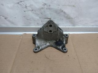 кронштейн КПП Porsche Cayenne 957 [рестайлинг] 2009, 3.6 л., FSI, бензин, АКПП, внедорожник 5 дв., 7L0399649D