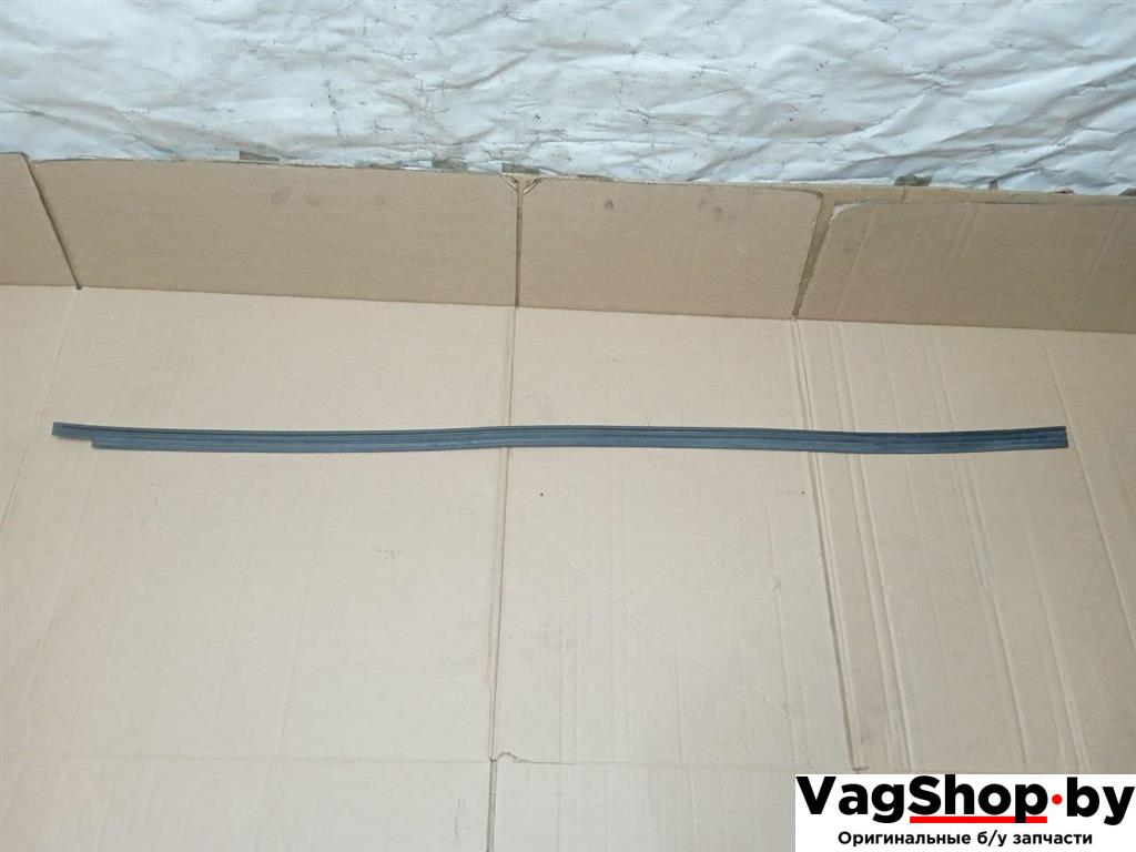 уплотнитель Audi A5 8T 2007, 3.0 л., TDi, CAP, дизель, МКПП, белый, купе, полный привод, 8T0854544F - фото №1