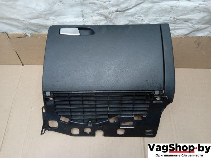 бардачок Audi A5 8T 2007, 3.0 л., TDi, CAP, дизель, МКПП, белый, купе, полный привод, 8K1857035 - фото №1