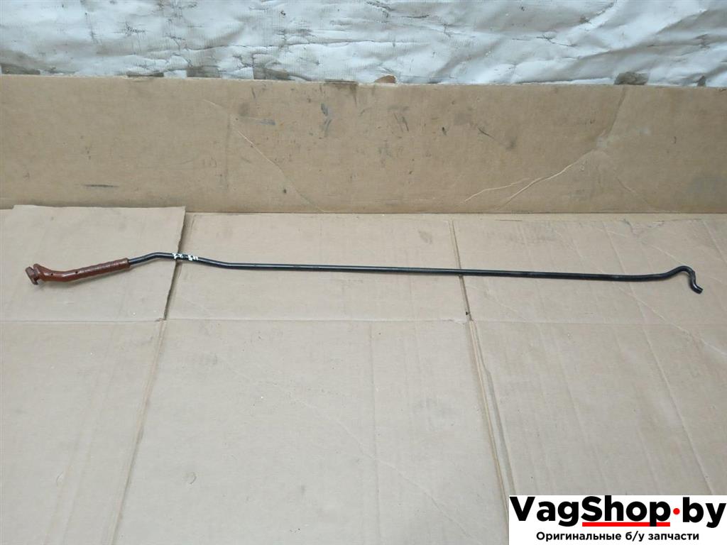 держатель капота Volkswagen Tiguan 1 поколение 2010, 2.0 л., TDi, CFG, дизель, МКПП, серебро, внедорожник 5 дв., полный привод, 5N0823363A - фото №1