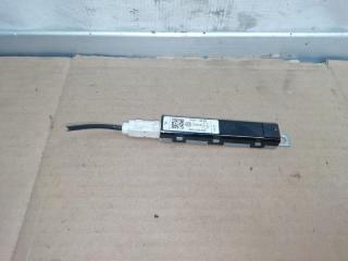 усилитель антенны Volkswagen Passat B7 2011, 2.0 л., TDi, CFF, дизель, АКПП, синий, универсал, передний привод, 3AF035552