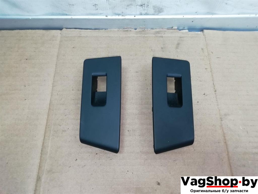 накладка декоративная Volkswagen Passat B7 2011, 2.0 л., TDi, CFF, дизель, АКПП, синий, универсал, передний привод, 3AA868750, 3AA868749 - фото №1