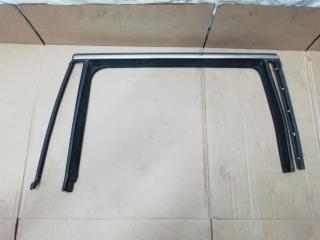 направляющая стекла Volkswagen Passat B7 2011, 2.0 л., TDi, CFF, дизель, АКПП, синий, универсал, передний привод, 3C9839431E, 3C9839432H