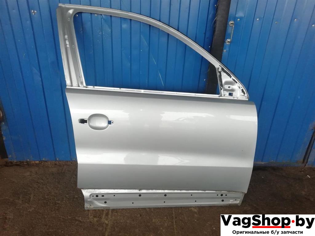 дверь передняя правая Volkswagen Tiguan 1 поколение 2010, 2.0 л., TDi, CFG, дизель, МКПП, серебро, внедорожник 5 дв., полный привод - фото №1