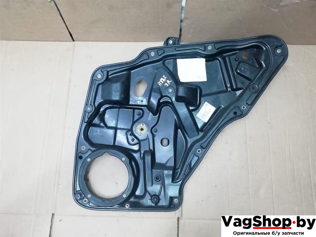 стеклоподъемник электрический задний правый Volkswagen Tiguan 1 поколение 2010, 2.0 л., TDi, CFG, дизель, МКПП, серебро, внедорожник 5 дв., полный привод - фото №1