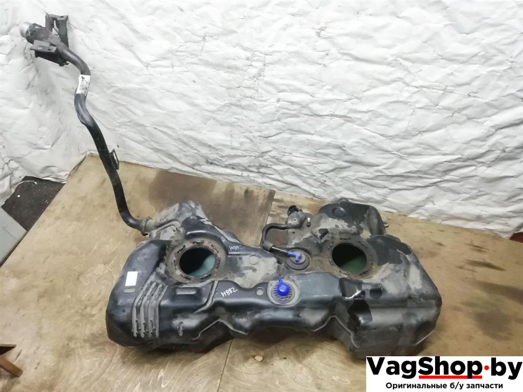 бак топливный Volkswagen Tiguan 1 поколение 2010, 2.0 л., TDi, CFG, дизель, МКПП, серебро, внедорожник 5 дв., полный привод - фото №1