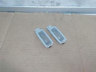 фонарь салона (плафон) Volkswagen Tiguan 1 поколение 2010, 2.0 л., TDi, CFG, дизель, МКПП, серебро, внедорожник 5 дв., полный привод, 1K0947109