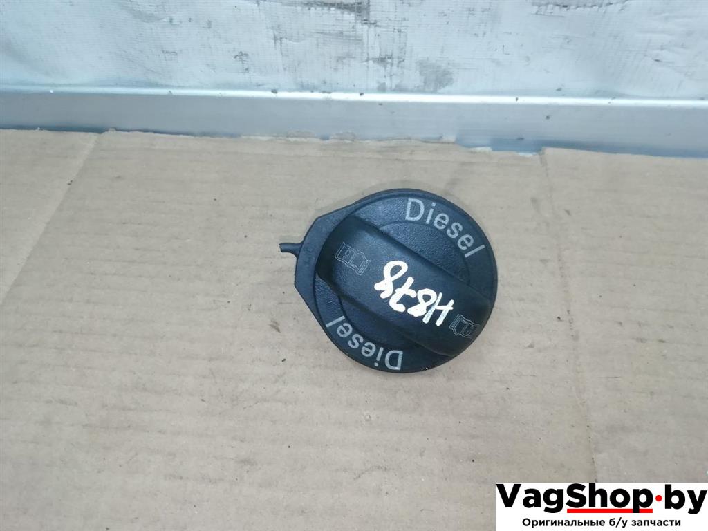 пробка топливного бака Volkswagen Passat B7 2011, 2.0 л., TDi, CFF, дизель, АКПП, синий, универсал, передний привод, 3C0201553K - фото №1