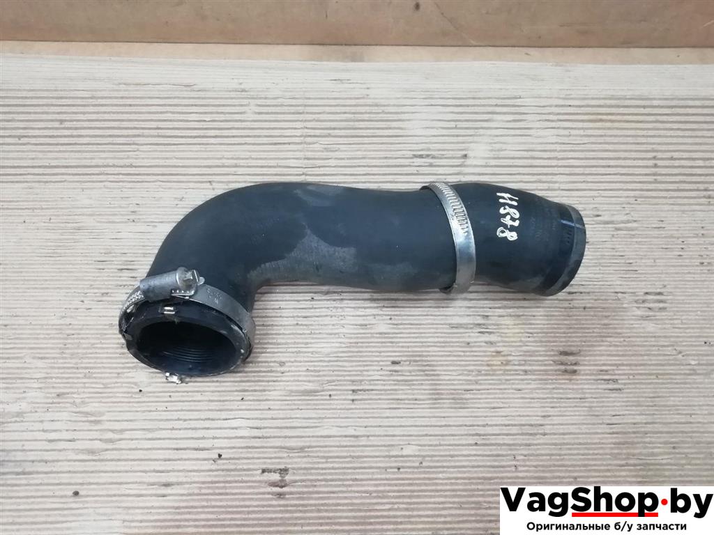 патрубок интеркулера Volkswagen Passat B7 2011, 2.0 л., TDi, CFF, дизель, АКПП, синий, универсал, передний привод, 1K0145832AA - фото №1