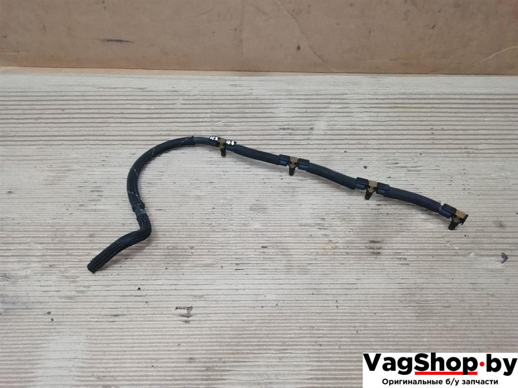 трубка обратки форсунок Volkswagen Passat B7 2011, 2.0 л., TDi, CFF, дизель, АКПП, синий, универсал, передний привод - фото №1